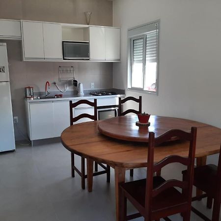 Ferienwohnung Apartamento Novo E Espacoso - Apto 02 Florianópolis Exterior foto